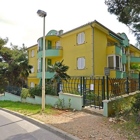 Apartment Blazenka プーラ エクステリア 写真