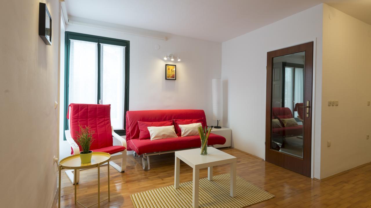Apartment Blazenka プーラ エクステリア 写真