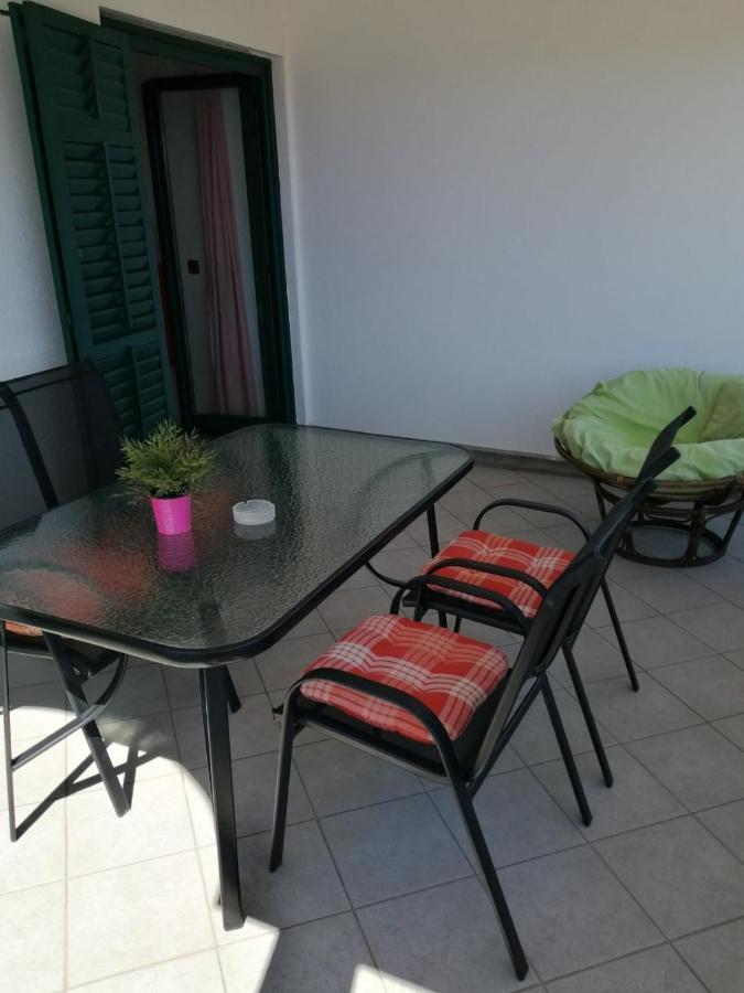 Apartment Blazenka プーラ エクステリア 写真